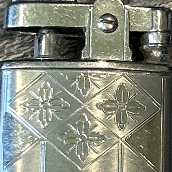 Vintage Ronson Lighter - Picture 11 of 12